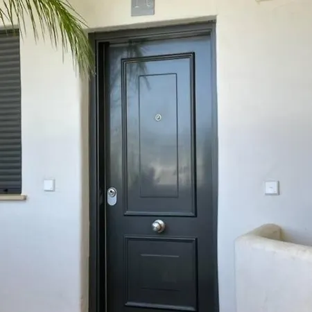 Wunderschone Ferienwohnung Mit Pool Und Meerblick Estepona